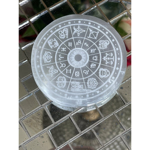 Dim Gray Zodiac Round Selenite Charging Plate